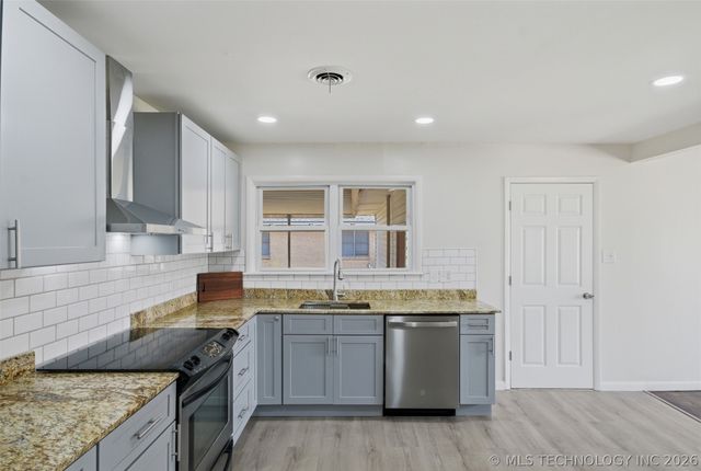 2549 Monta Place, Muskogee, OK 74403