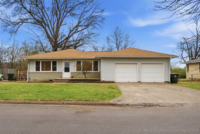 2549 Monta Place, Muskogee, OK 74403