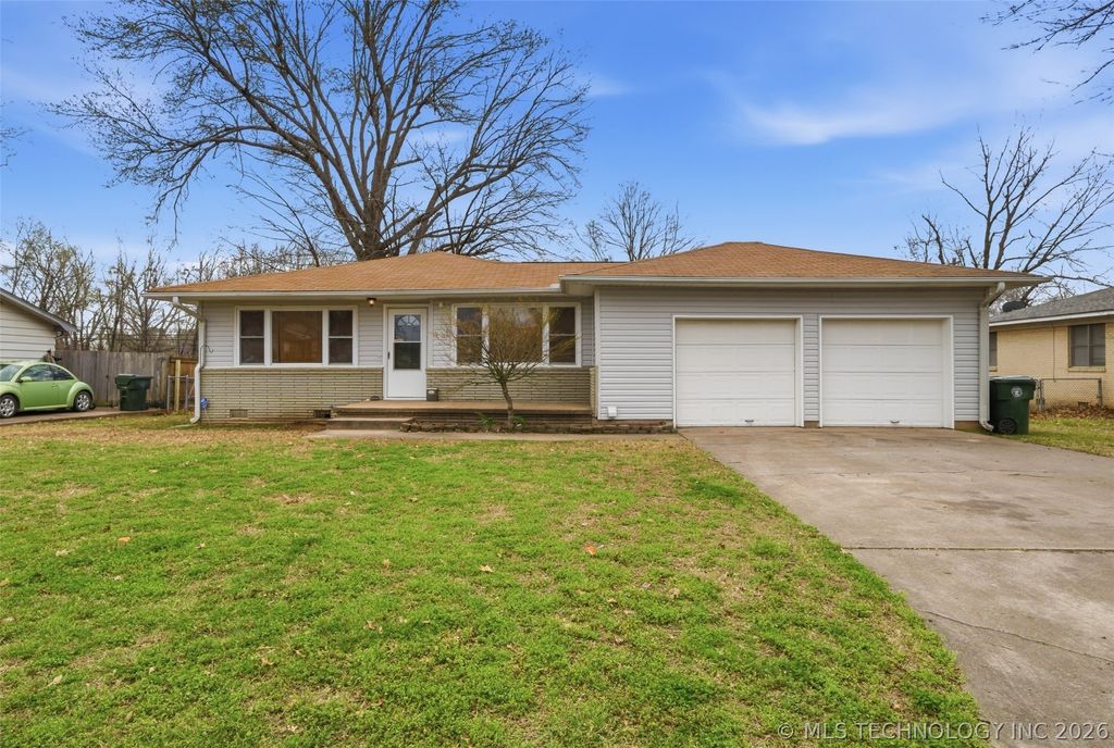 2549 Monta Place, Muskogee, OK 74403