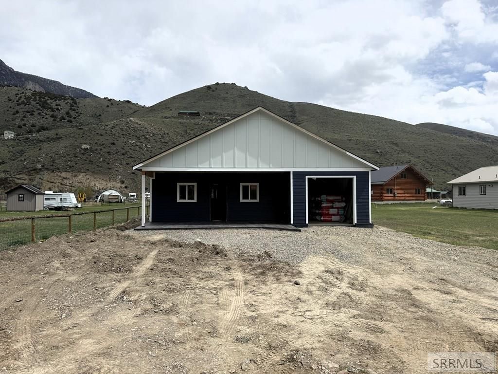 Image 5 of property listing at 123 N Agate Drive, Salmon, ID 83467