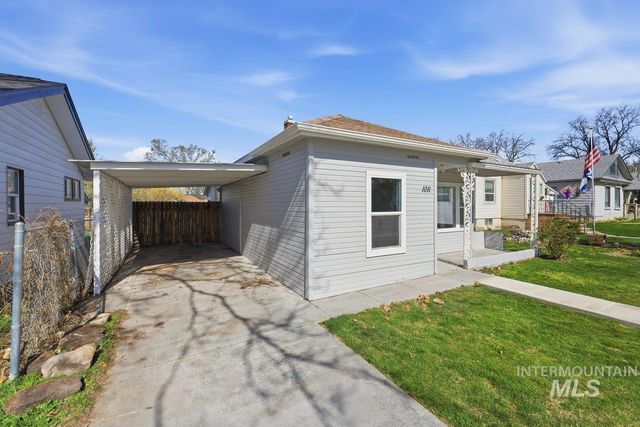 1011.5 10th Ave South, Nampa, ID 83651
