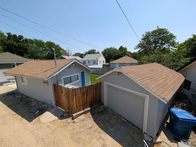 1011.5 10th Ave South, Nampa, ID 83651