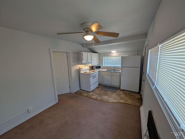 1011.5 10th Ave South, Nampa, ID 83651