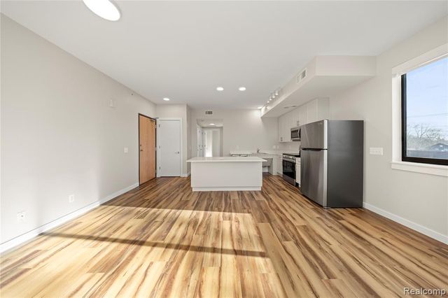 16530 E Warren Avenue 209, Detroit, MI 48224