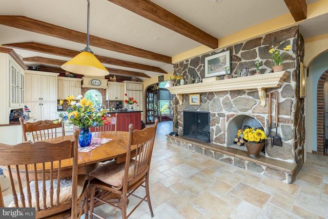 406 JEFFERSON RD, Mullica Hill, NJ 08062