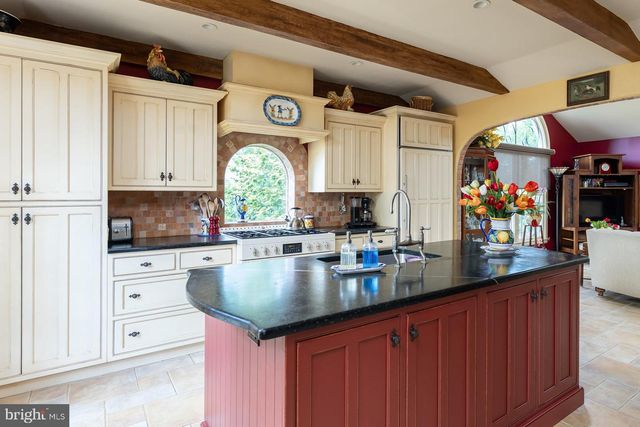406 JEFFERSON RD, Mullica Hill, NJ 08062