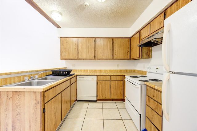 6376 Peacock Hills Drive, Houston, TX 77035