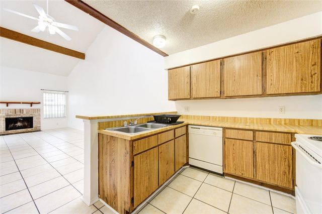 6376 Peacock Hills Drive, Houston, TX 77035