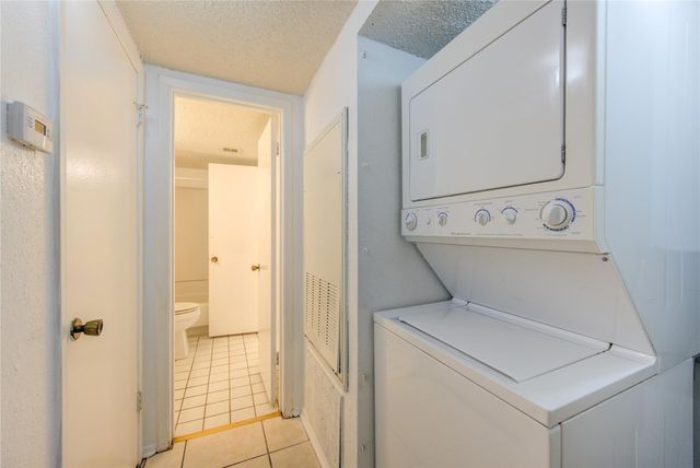 6376 Peacock Hills Drive, Houston, TX 77035