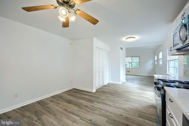 241 CLEARVIEW RD, Hanover, PA 17331