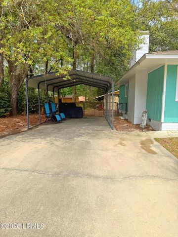 2403 Pine Court, Beaufort, SC 29902