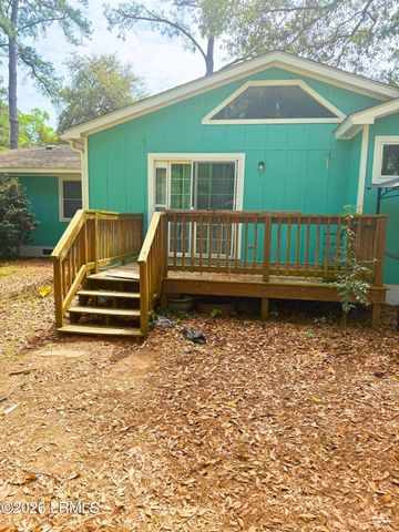 2403 Pine Court, Beaufort, SC 29902