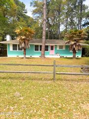 2403 Pine Court, Beaufort, SC 29902