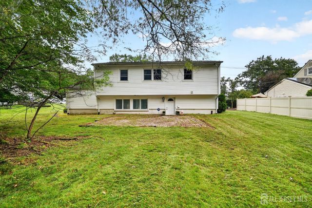 38 Sherwood Avenue, East Brunswick, NJ 08816