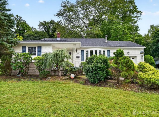38 Sherwood Avenue, East Brunswick, NJ 08816
