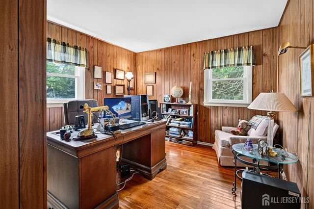 38 Sherwood Avenue, East Brunswick, NJ 08816