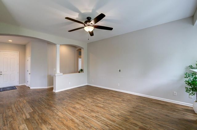 3235 Rall Avenue, Clovis, CA 93619