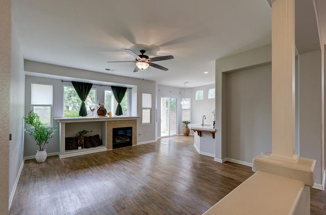 3235 Rall Avenue, Clovis, CA 93619