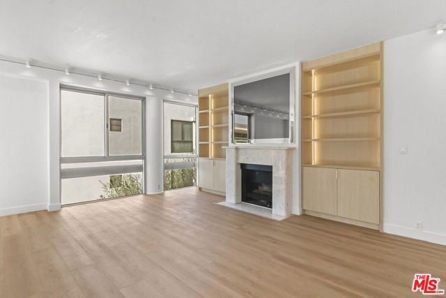 320 N Maple Drive 303, Beverly Hills, CA 90210