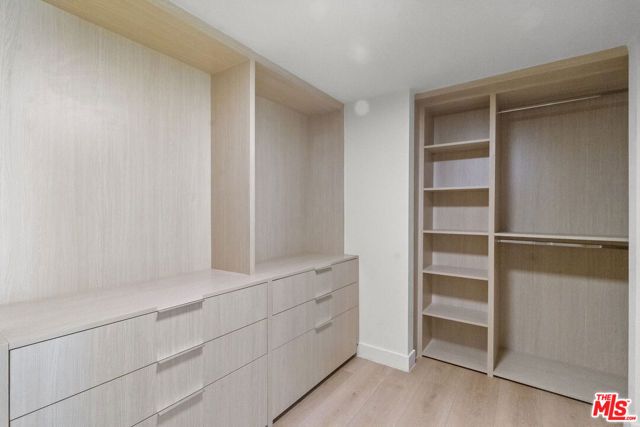 320 N Maple Drive 303, Beverly Hills, CA 90210