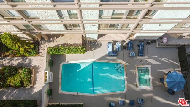 320 N Maple Drive 303, Beverly Hills, CA 90210