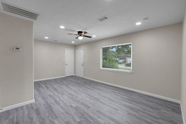 9409 Fairland Drive, Houston, TX 77051