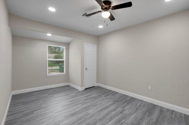 9409 Fairland Drive, Houston, TX 77051