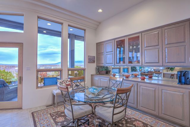 3812 Oxbow Village Lane NW, Albuquerque, NM 87120