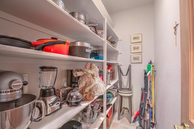 3812 Oxbow Village Lane NW, Albuquerque, NM 87120