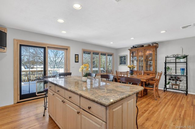 5 Raleigh Drive, New City, NY 10956