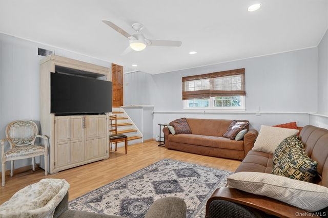 5 Raleigh Drive, New City, NY 10956