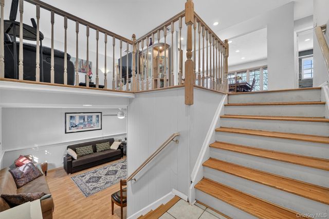 5 Raleigh Drive, New City, NY 10956