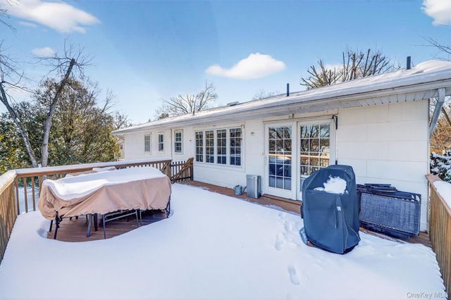 5 Raleigh Drive, New City, NY 10956