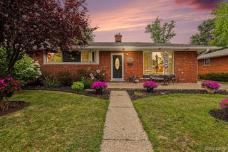 8965 Shannon Drive, Sterling Heights, MI 48314