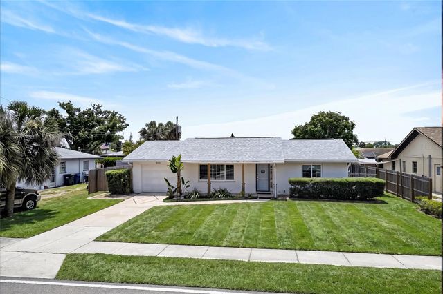 532 CENTER ROAD, Venice, FL 34285
