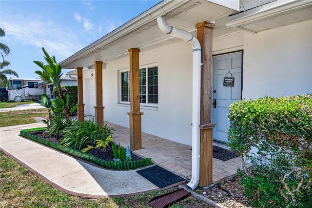 532 CENTER ROAD, Venice, FL 34285