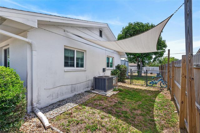 532 CENTER ROAD, Venice, FL 34285