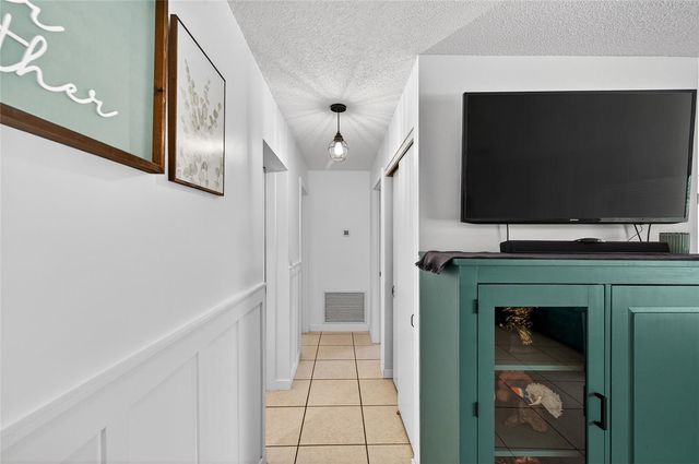 532 CENTER ROAD, Venice, FL 34285