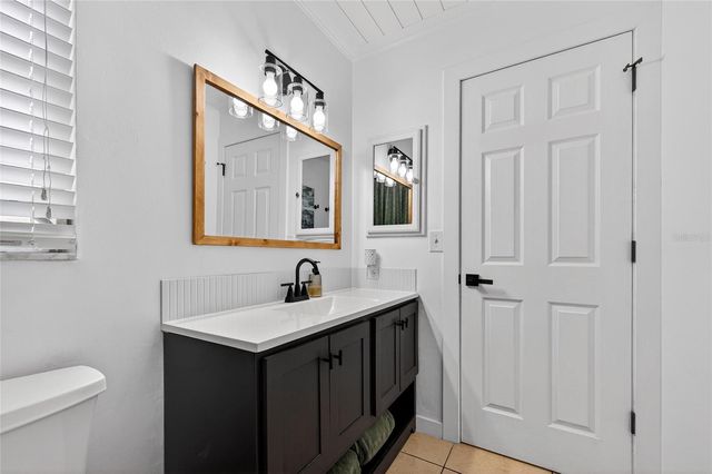 532 CENTER ROAD, Venice, FL 34285
