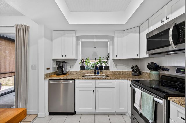 532 CENTER ROAD, Venice, FL 34285