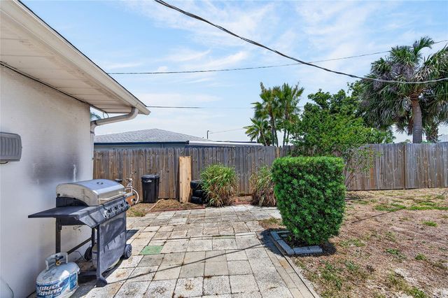 532 CENTER ROAD, Venice, FL 34285