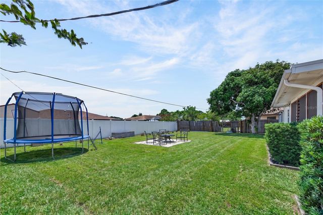 532 CENTER ROAD, Venice, FL 34285