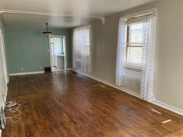 1201 Slayton Avenue, Grand Haven, MI 49417