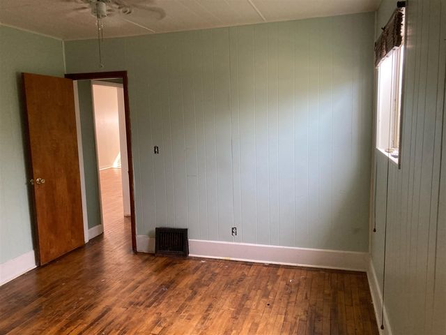 1201 Slayton Avenue, Grand Haven, MI 49417