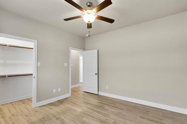 222 Racetrack Lane, Montgomery, TX 77356