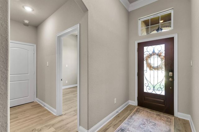 222 Racetrack Lane, Montgomery, TX 77356