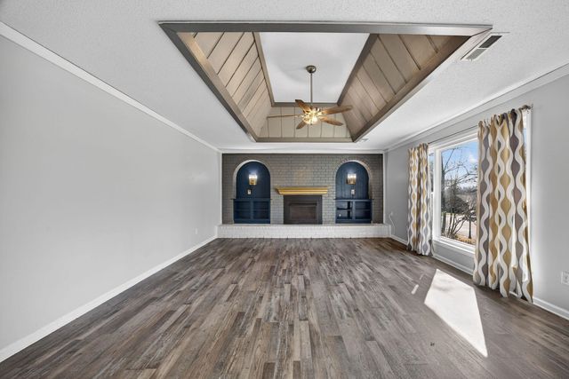 2178 WEBBING DR, Cordova, TN 38106