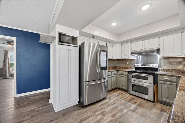 2178 WEBBING DR, Cordova, TN 38106