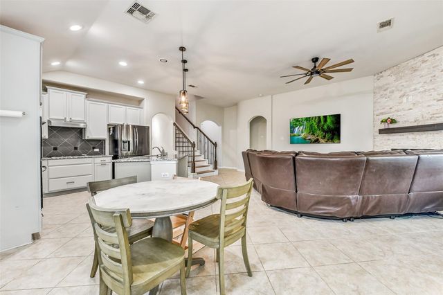 6173 Bridgewater Lane, League City, TX 77573