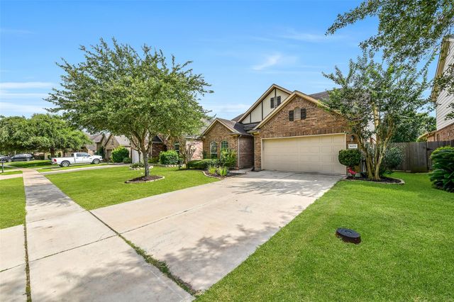 6173 Bridgewater Lane, League City, TX 77573
